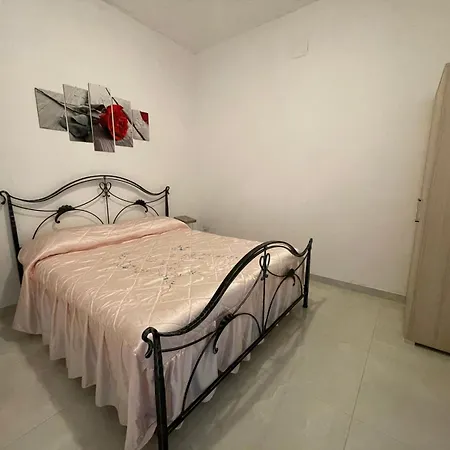 Casa vacanze Lu Sole, Lu Mare E Lu Ientu Torre Lapillo