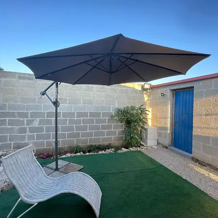 Lu Sole, Lu Mare E Lu Ientu Casa vacanze *